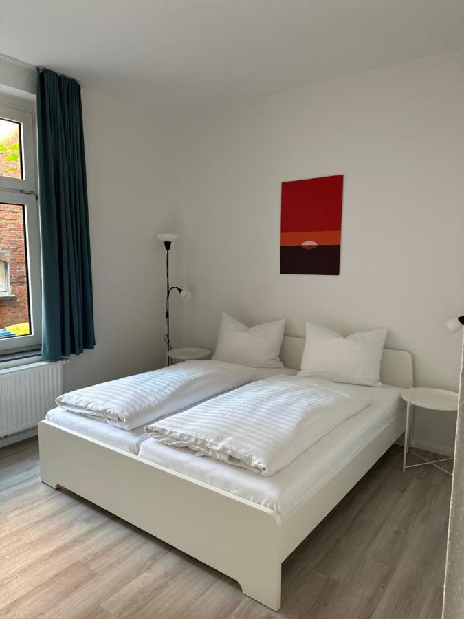 Hotel Dh -Deutsches Haus- Emden Zewnętrze zdjęcie