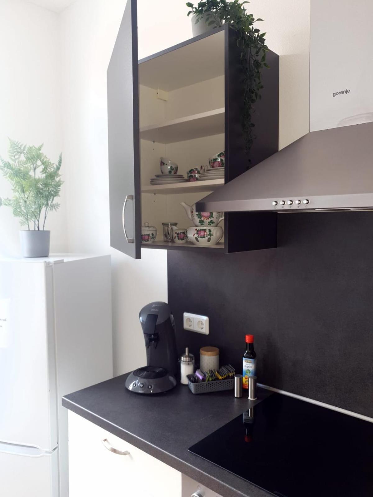 Hotel Dh -Deutsches Haus- Emden Zewnętrze zdjęcie