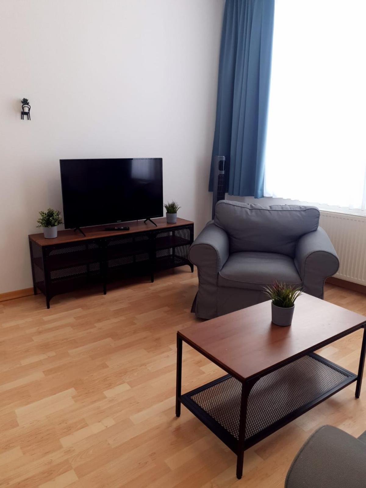 Hotel Dh -Deutsches Haus- Emden Zewnętrze zdjęcie