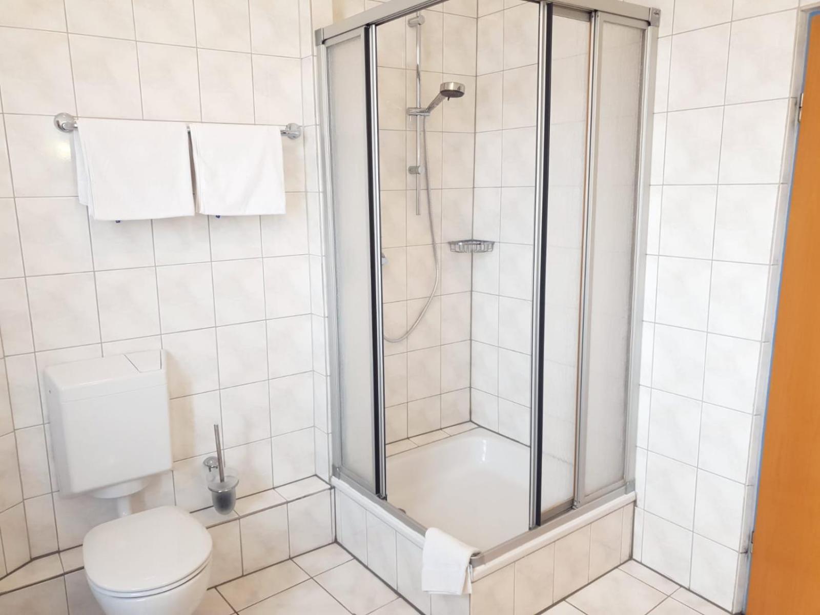 Hotel Dh -Deutsches Haus- Emden Zewnętrze zdjęcie