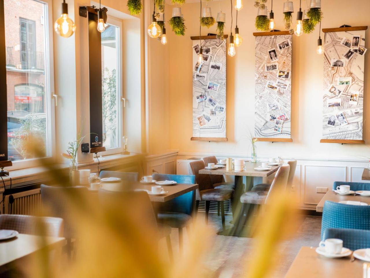 Hotel Dh -Deutsches Haus- Emden Zewnętrze zdjęcie